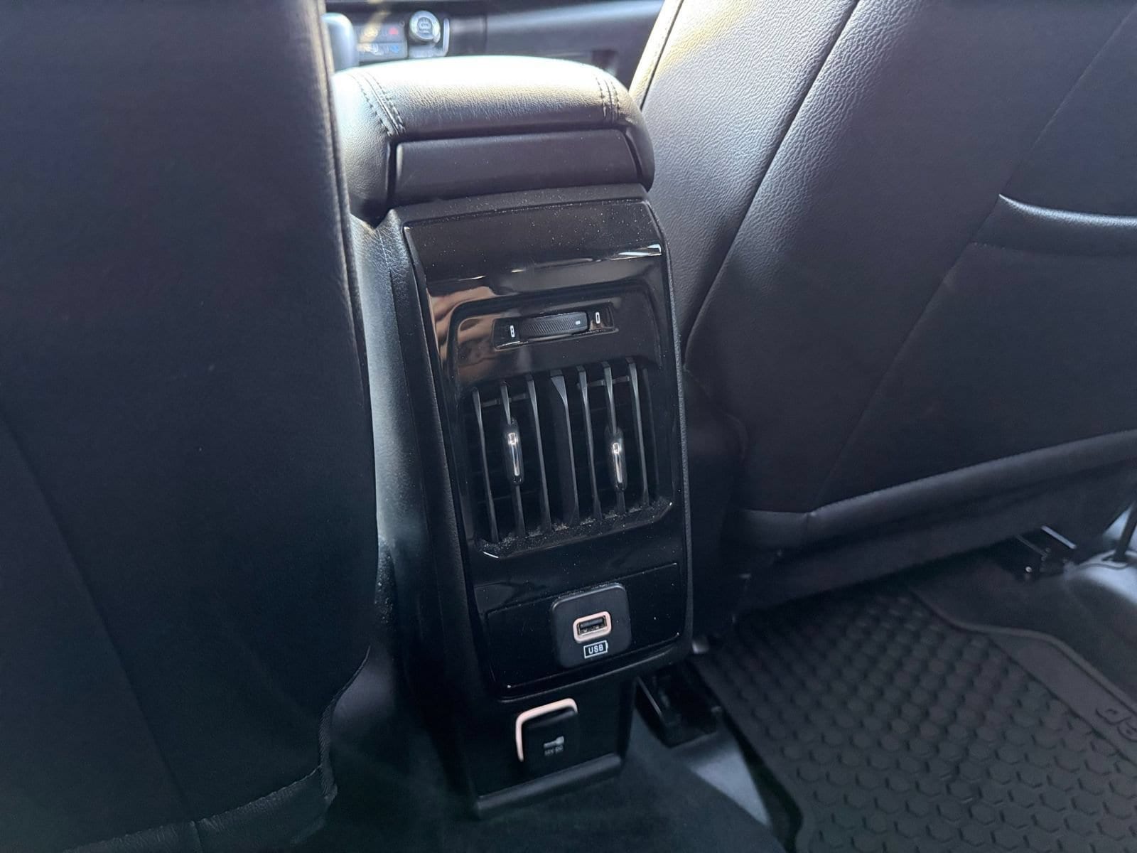 Thumbnail: 2025 Jeep Compass - 22