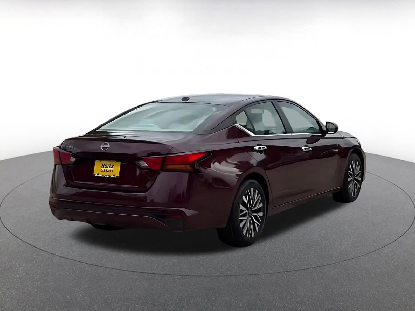 Thumbnail: 2025 Nissan Altima - 14