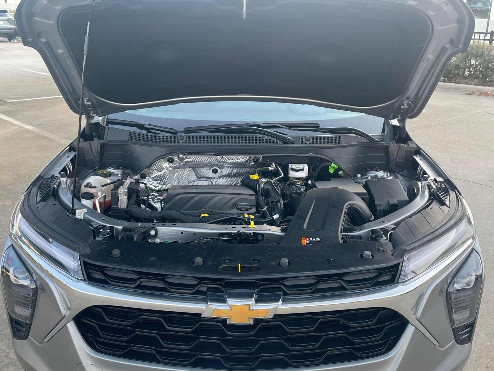 Thumbnail: 2025 Chevrolet Trax - 34