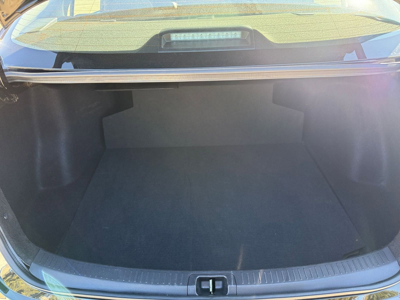 Thumbnail: 2025 Toyota Corolla - 31