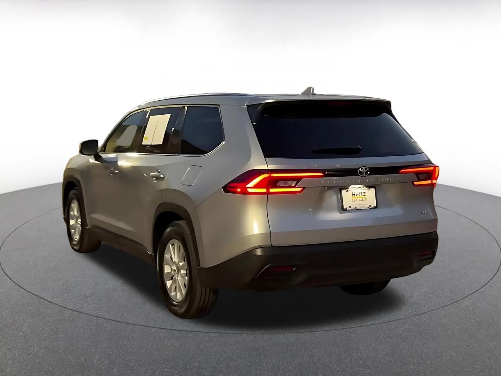 Thumbnail: 2025 Toyota Grand Highlander - 11