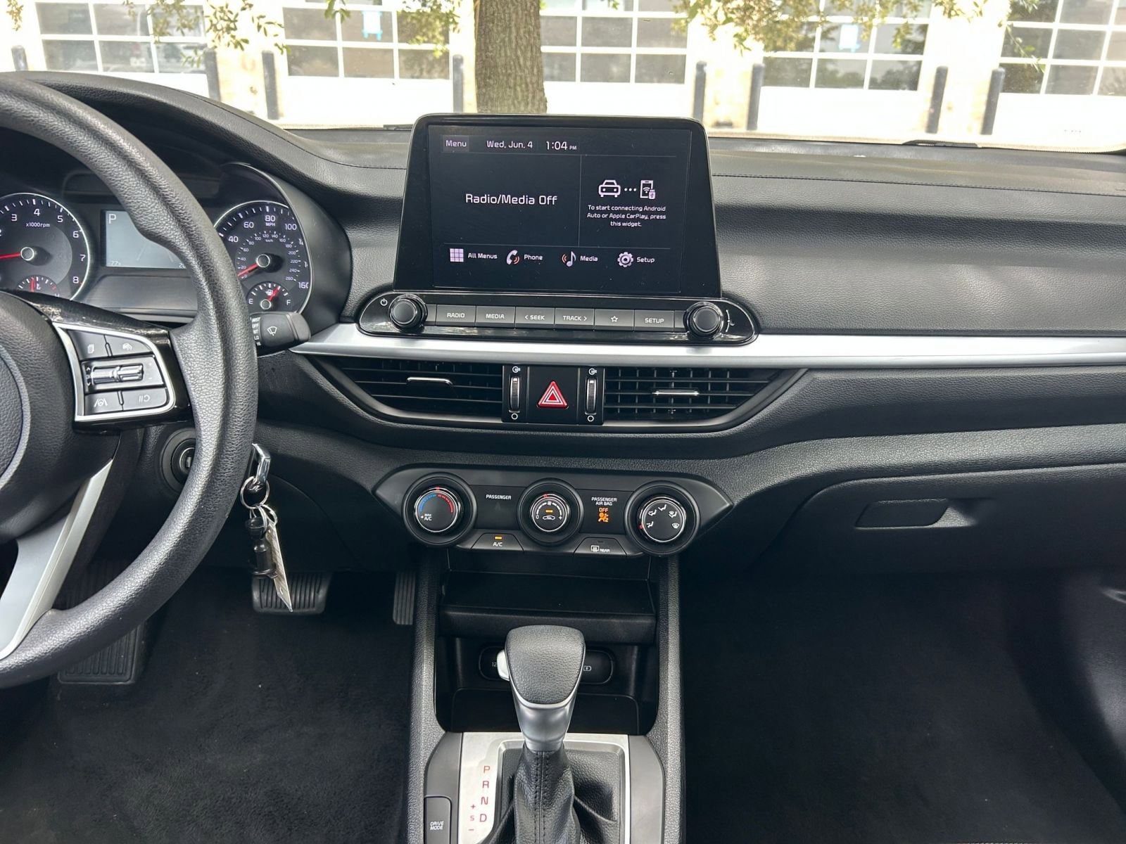 2024 Kia Forte LXS 18