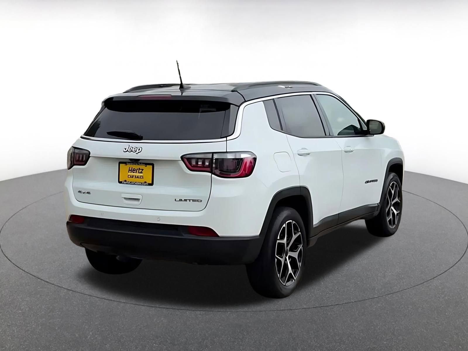 Thumbnail: 2025 Jeep Compass - 15