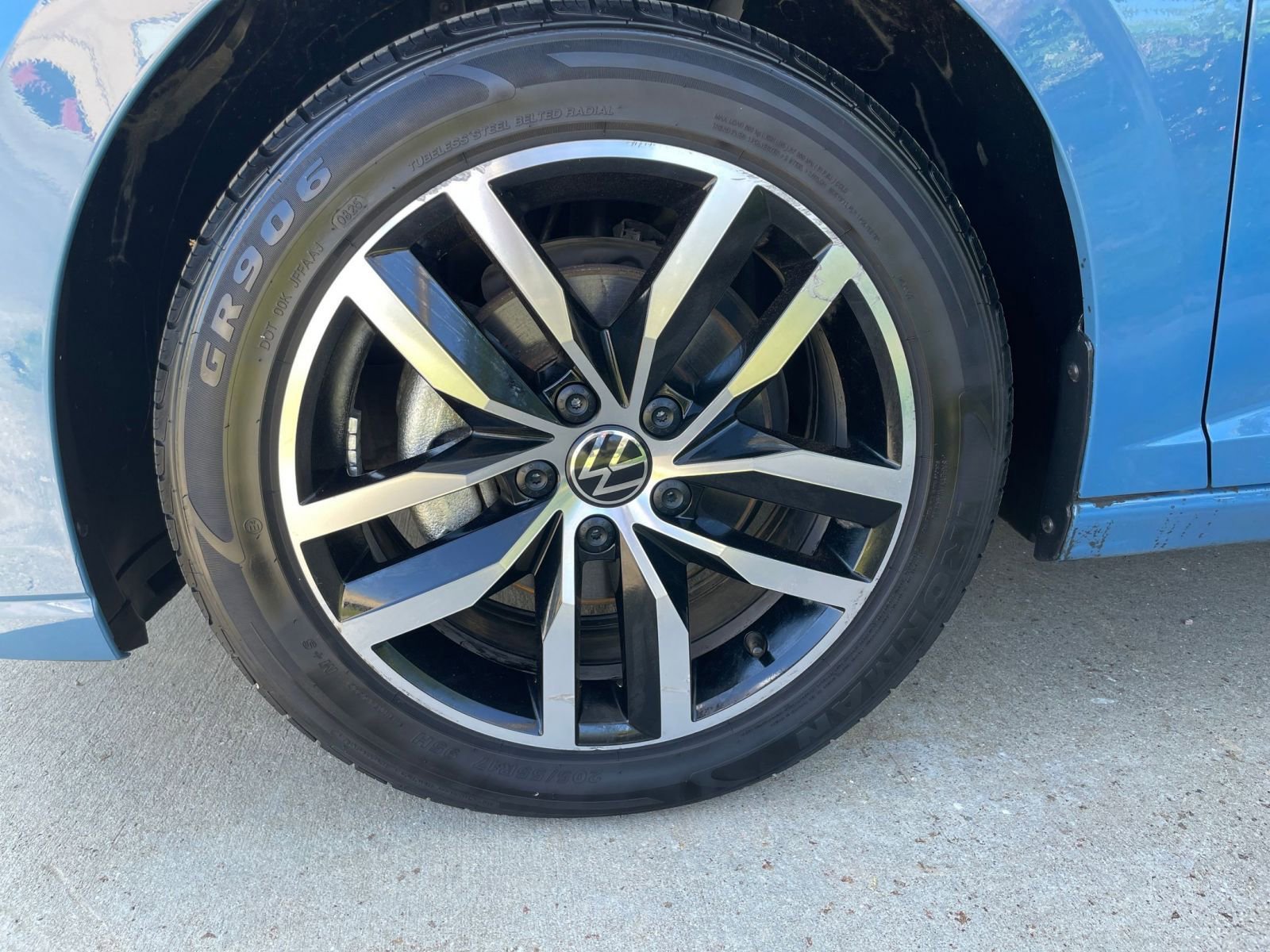 Thumbnail: 2025 Volkswagen Jetta - 34