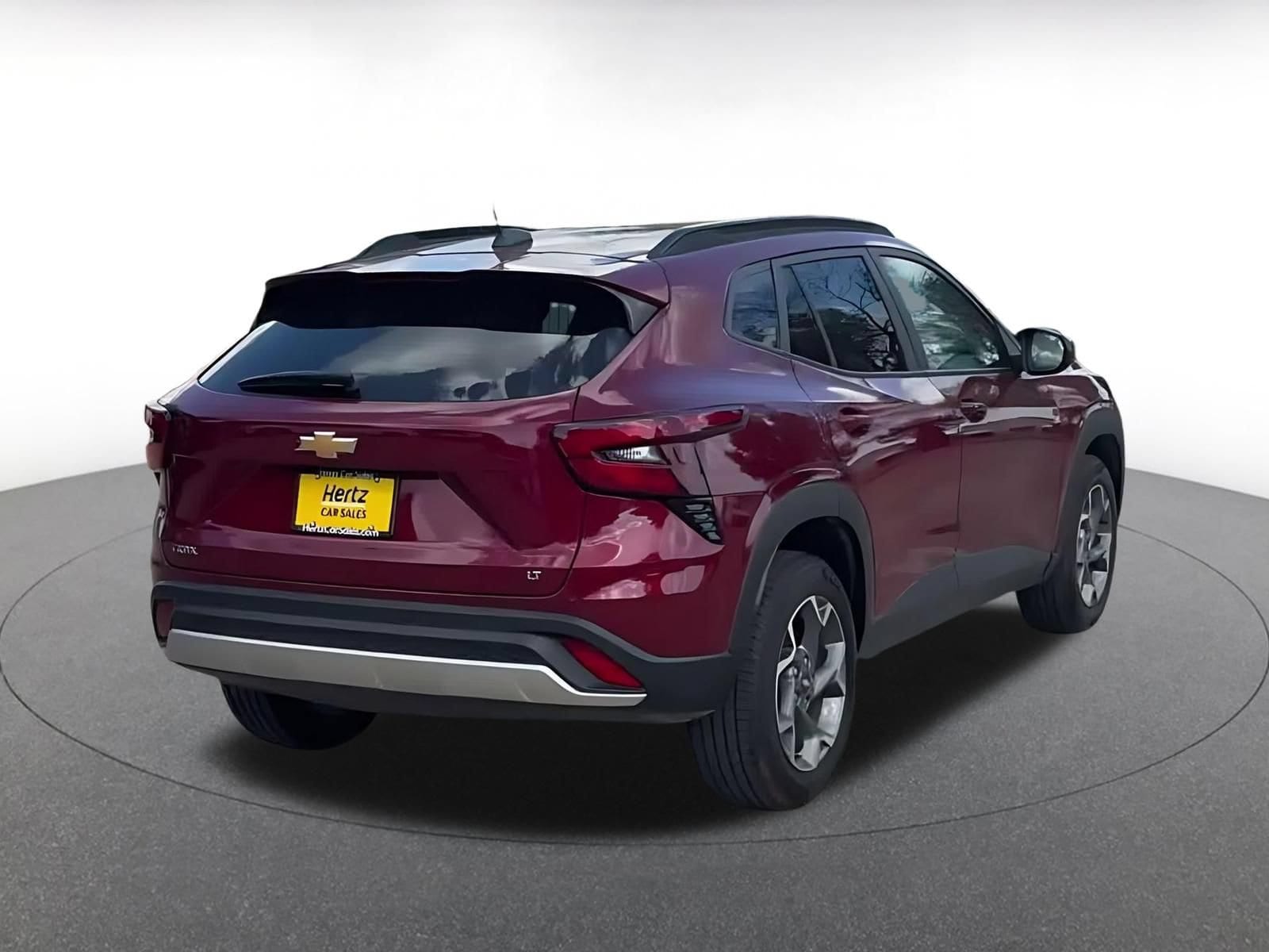 Thumbnail: 2025 Chevrolet Trax - 13