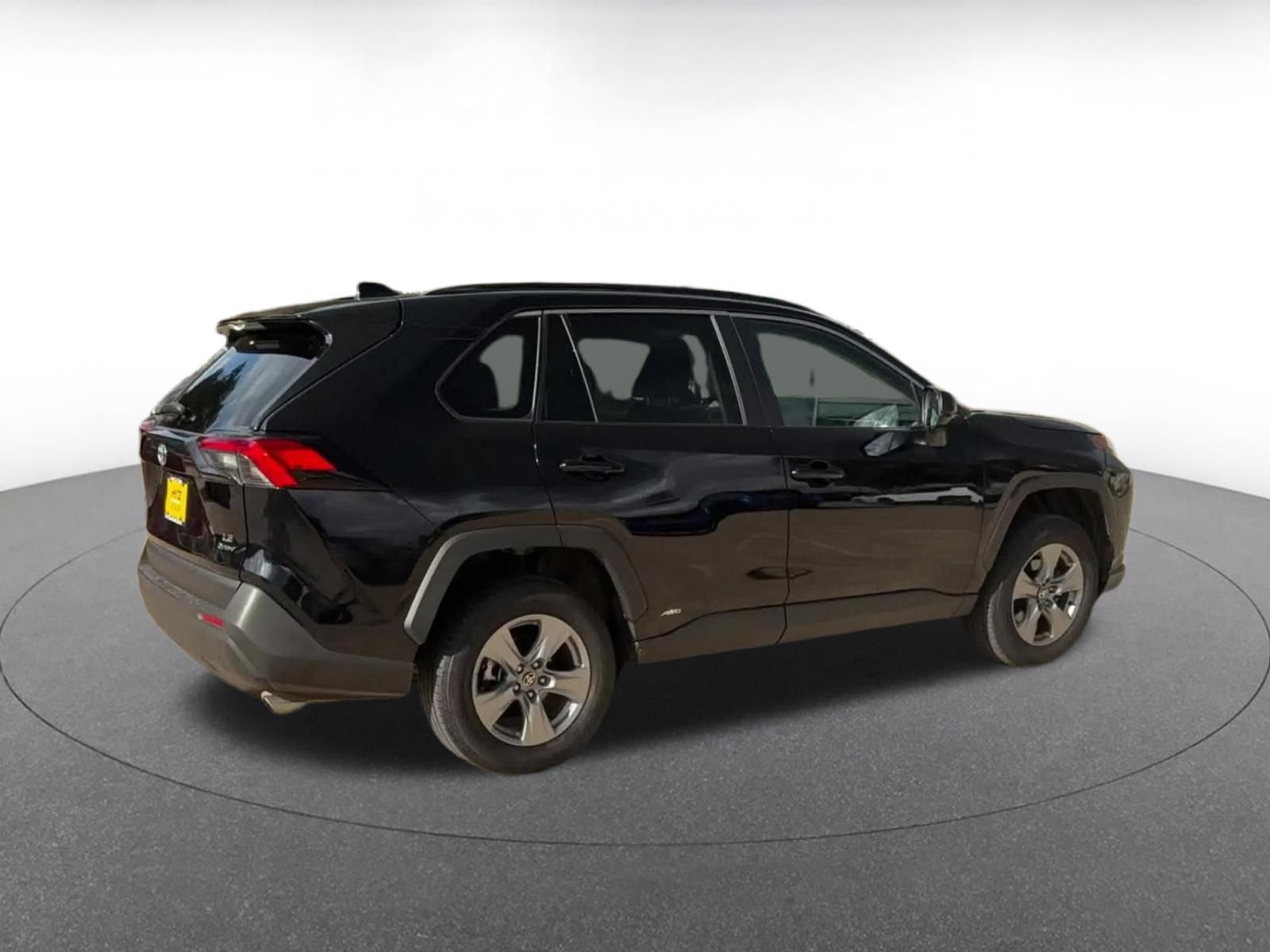 Thumbnail: 2025 Toyota RAV4 - 15