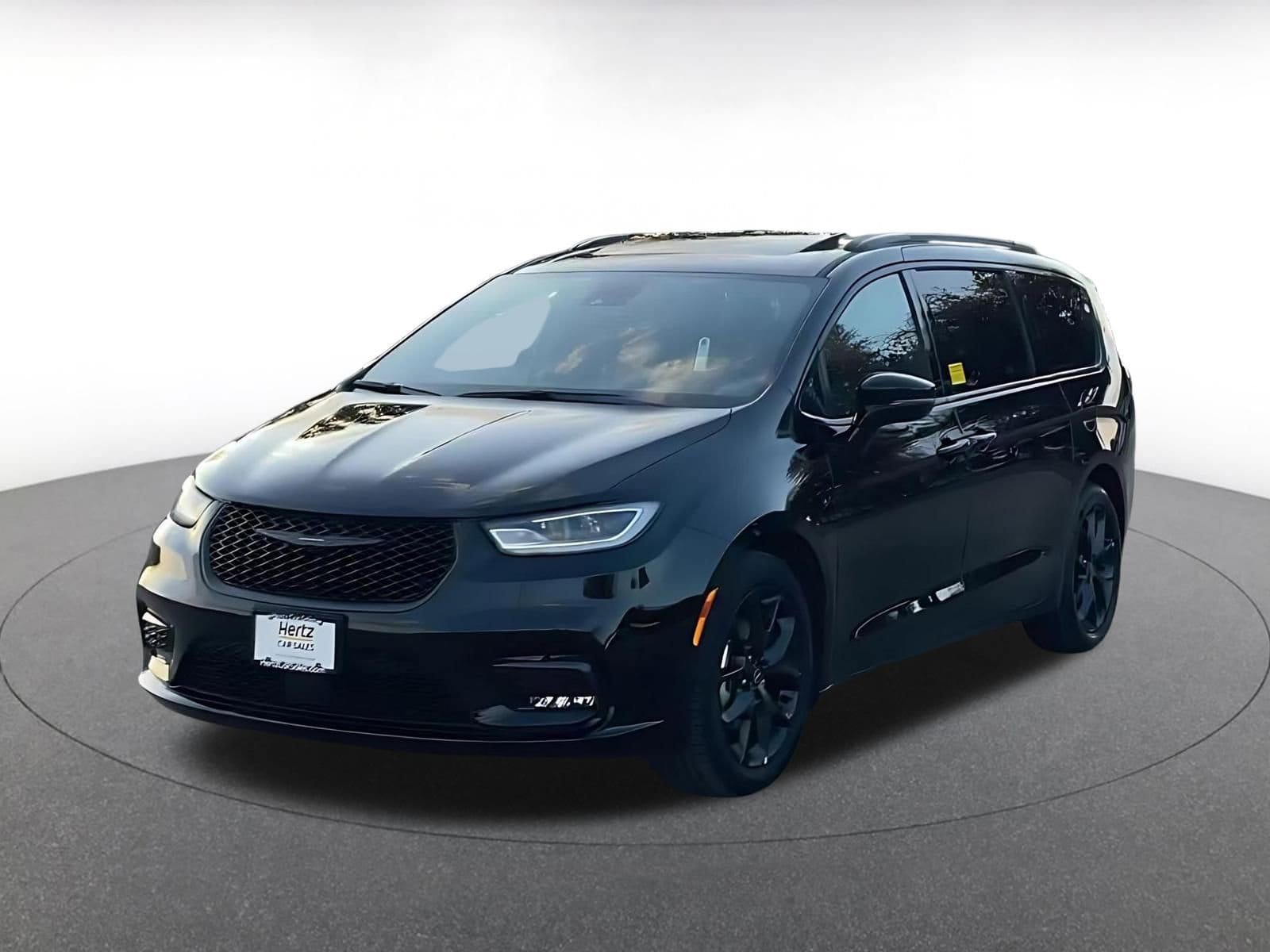 Thumbnail: 2025 Chrysler Pacifica - 7