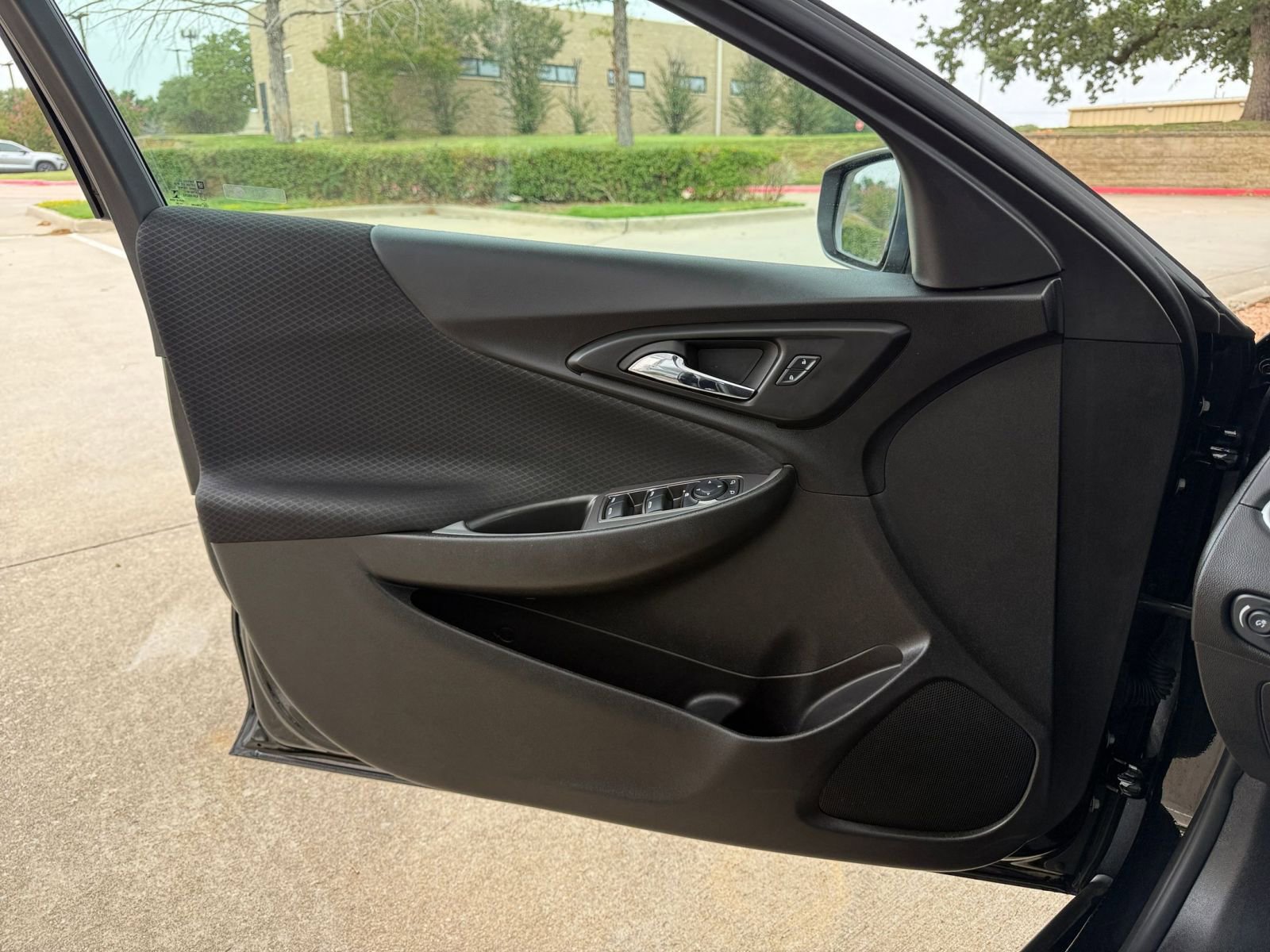 Thumbnail: 2024 Chevrolet Malibu - 20