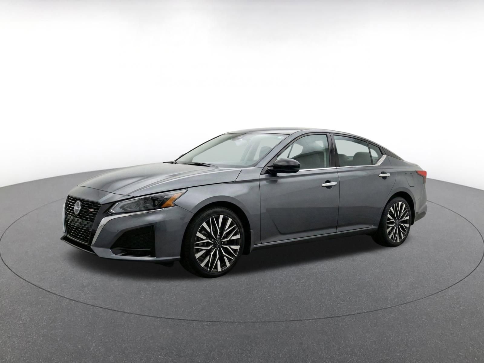 Thumbnail: 2025 Nissan Altima - 3