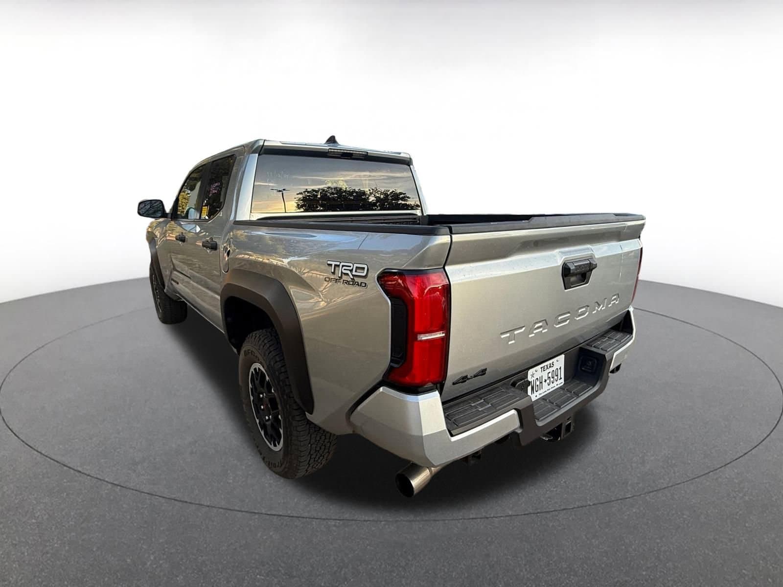 Thumbnail: 2025 Toyota Tacoma - 3