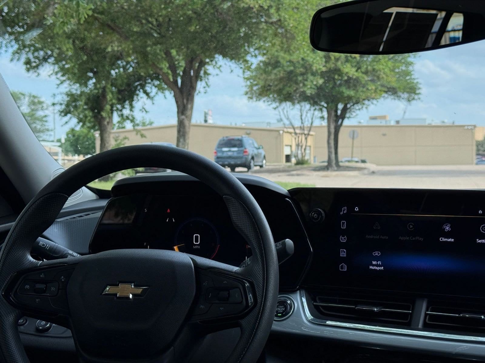 Thumbnail: 2025 Chevrolet Trax - 34