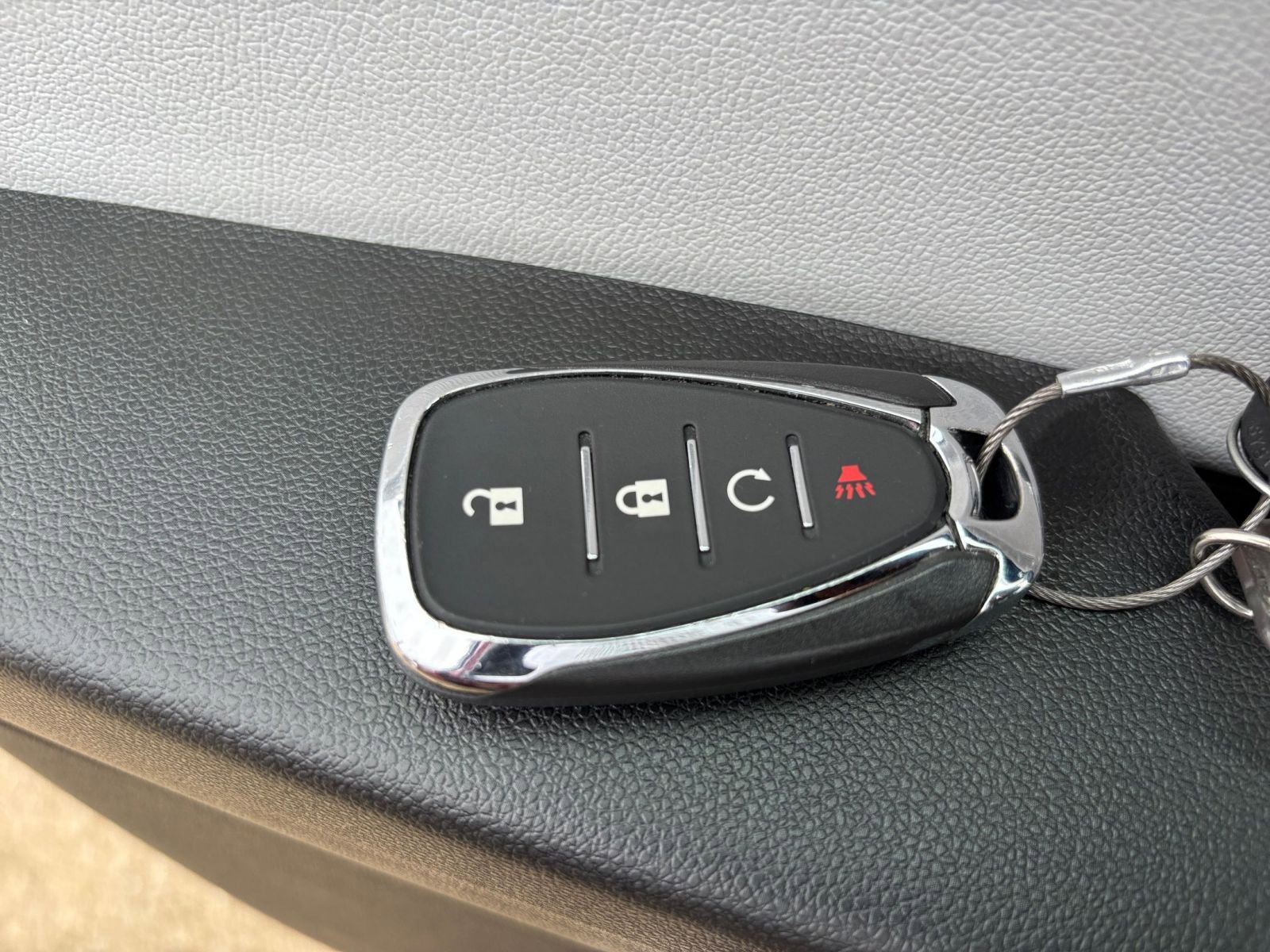 Thumbnail: 2025 Chevrolet Trax - 28