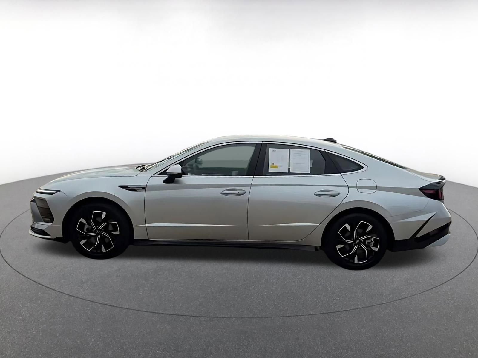 Thumbnail: 2025 Hyundai Sonata - 11