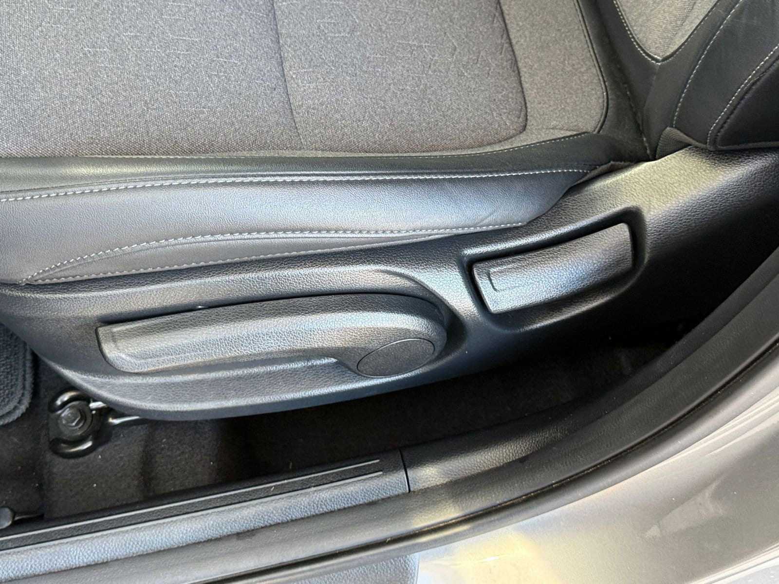 Thumbnail: 2025 Kia Seltos - 23