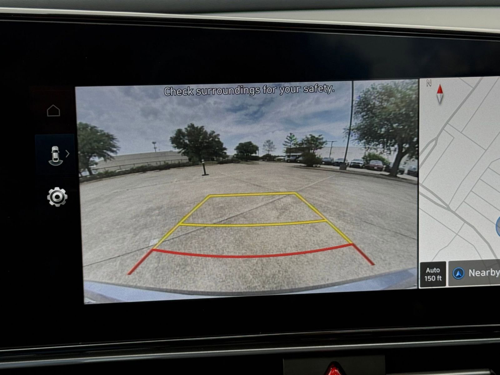 Thumbnail: 2025 Hyundai Elantra - 25