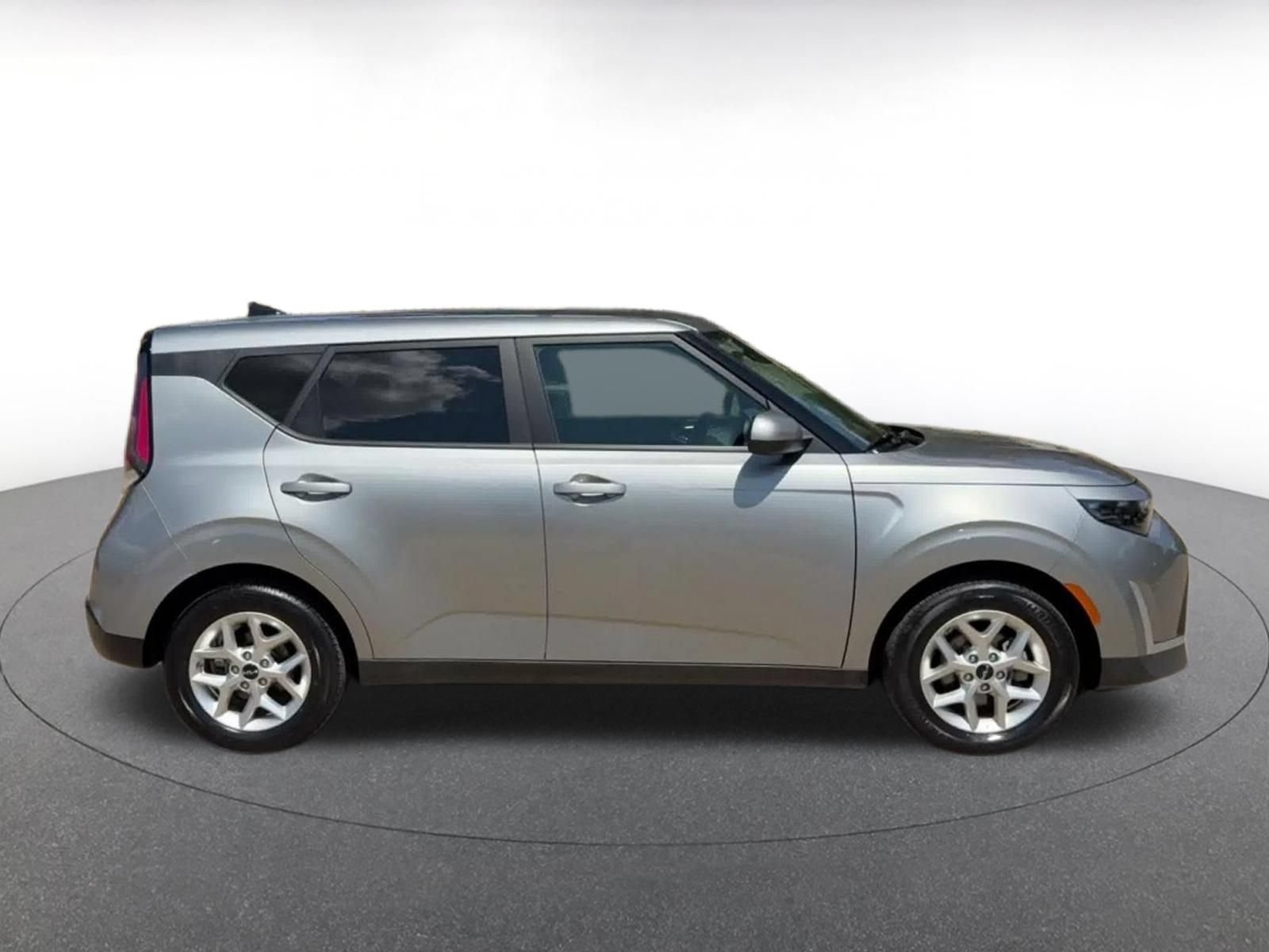 Thumbnail: 2025 Kia Soul - 15