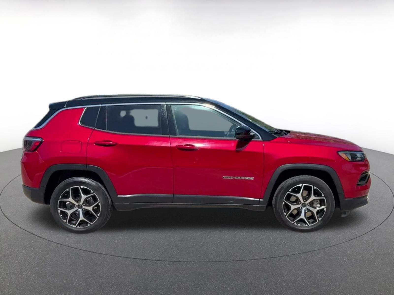 Thumbnail: 2025 Jeep Compass - 16