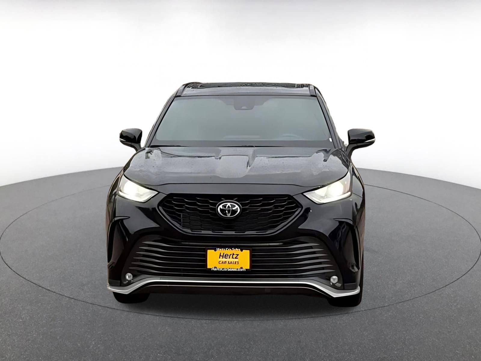 Thumbnail: 2025 Toyota Highlander - 4