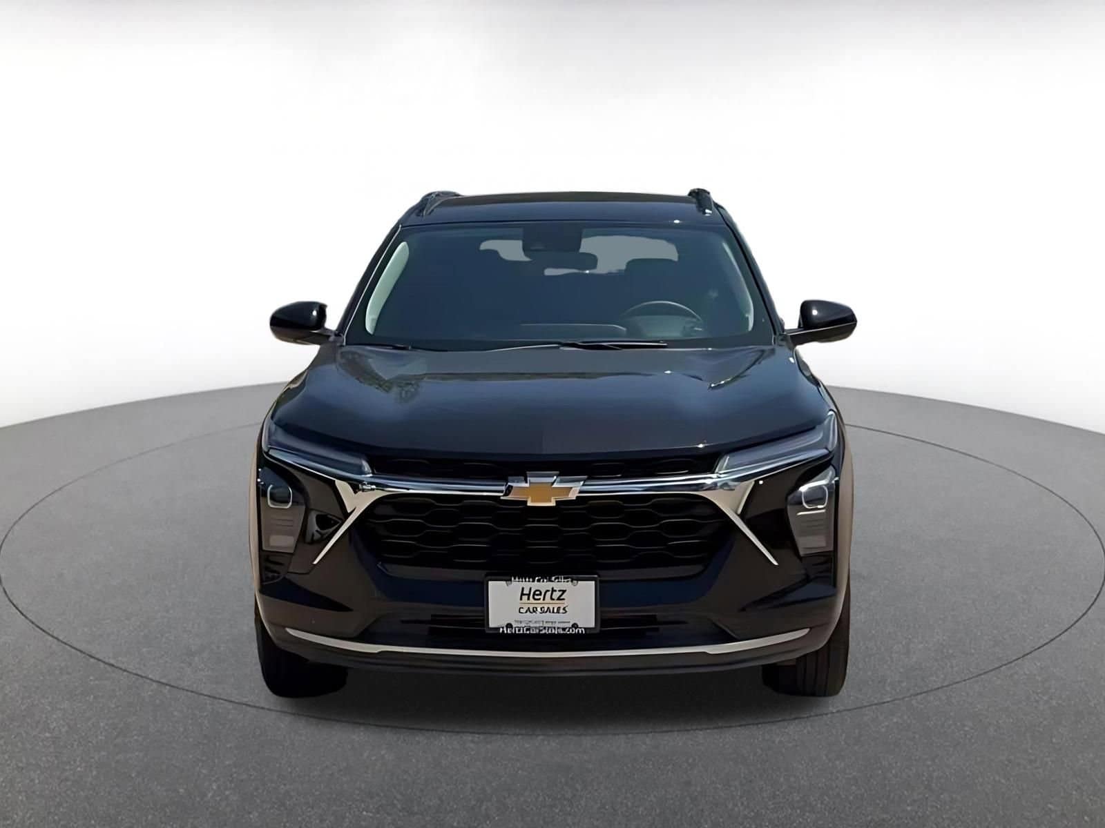 Thumbnail: 2025 Chevrolet Trax - 4