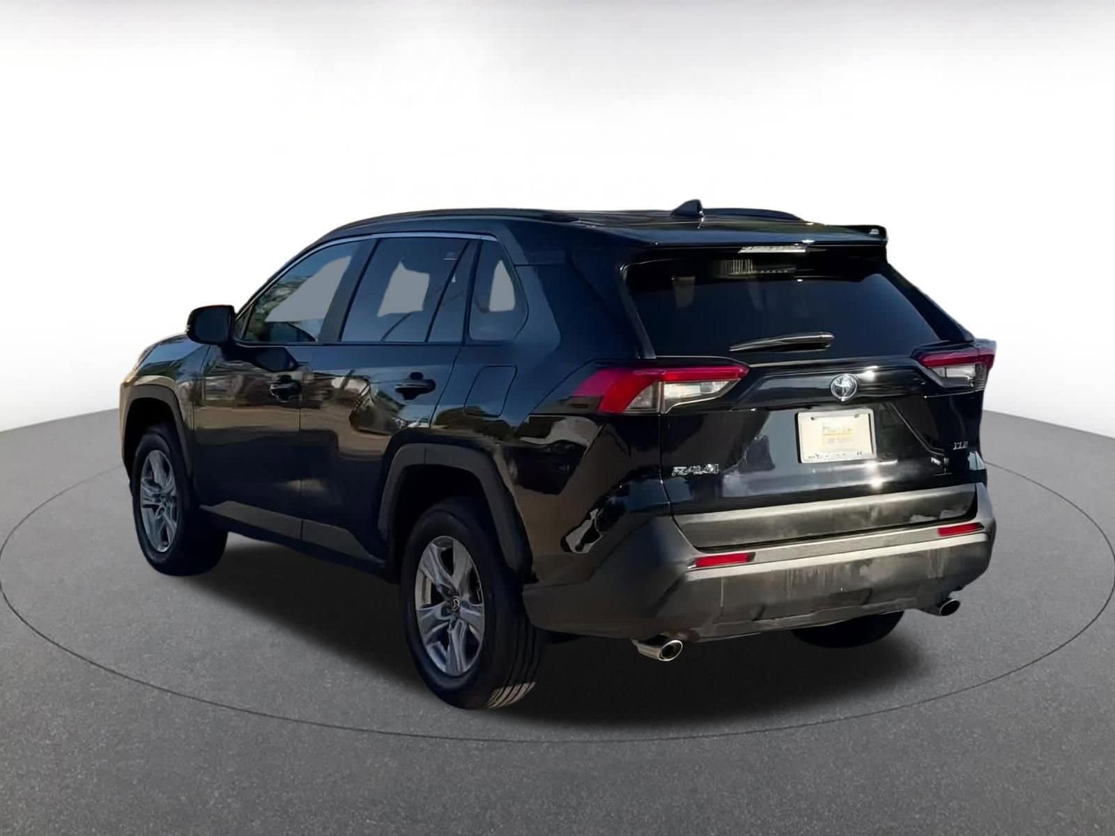 Thumbnail: 2025 Toyota RAV4 - 11