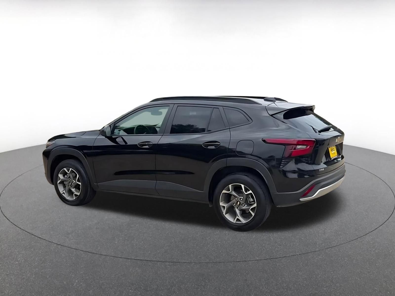 Thumbnail: 2025 Chevrolet Trax - 10