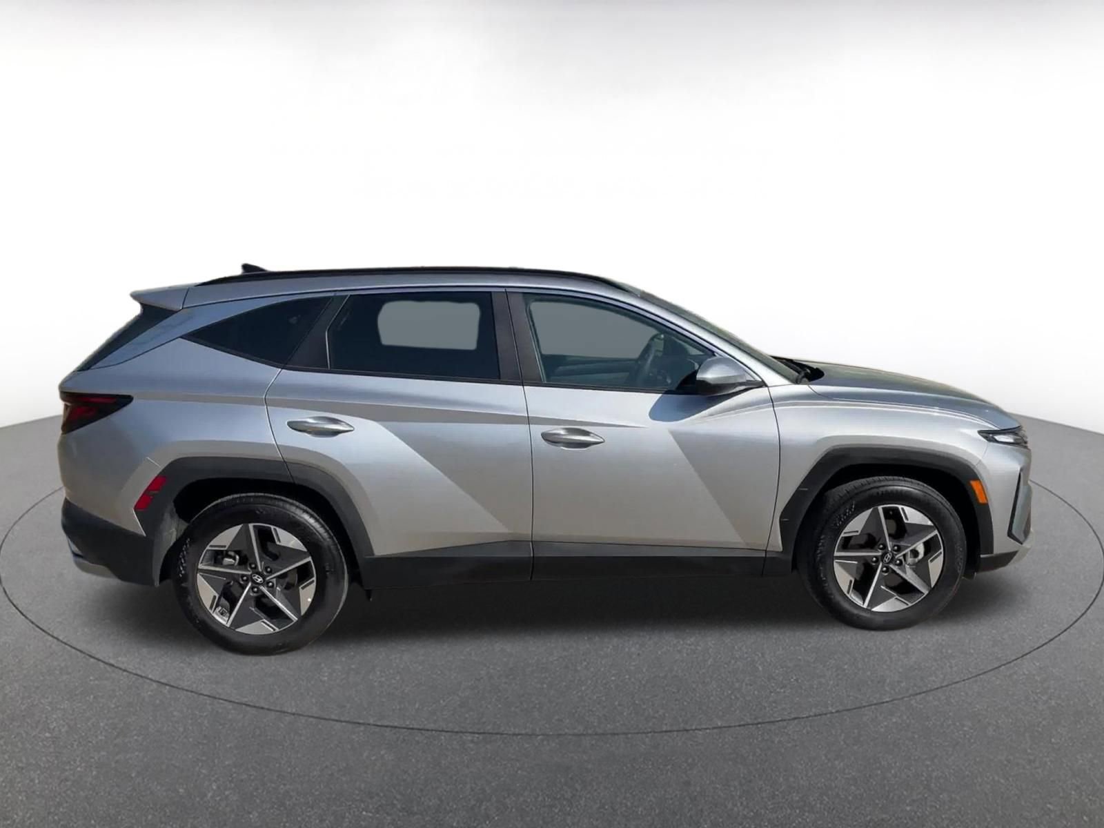 Thumbnail: 2025 Hyundai Tucson - 16
