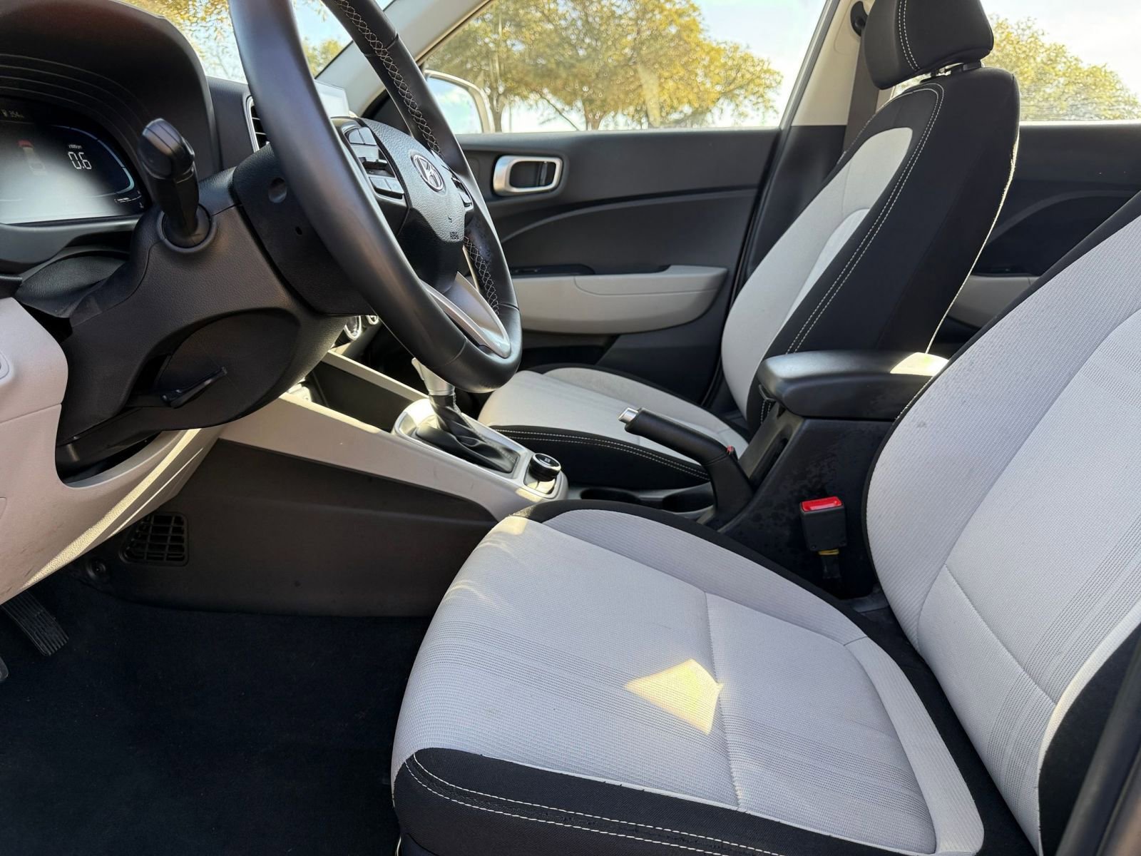 Thumbnail: 2025 Hyundai Venue - 27