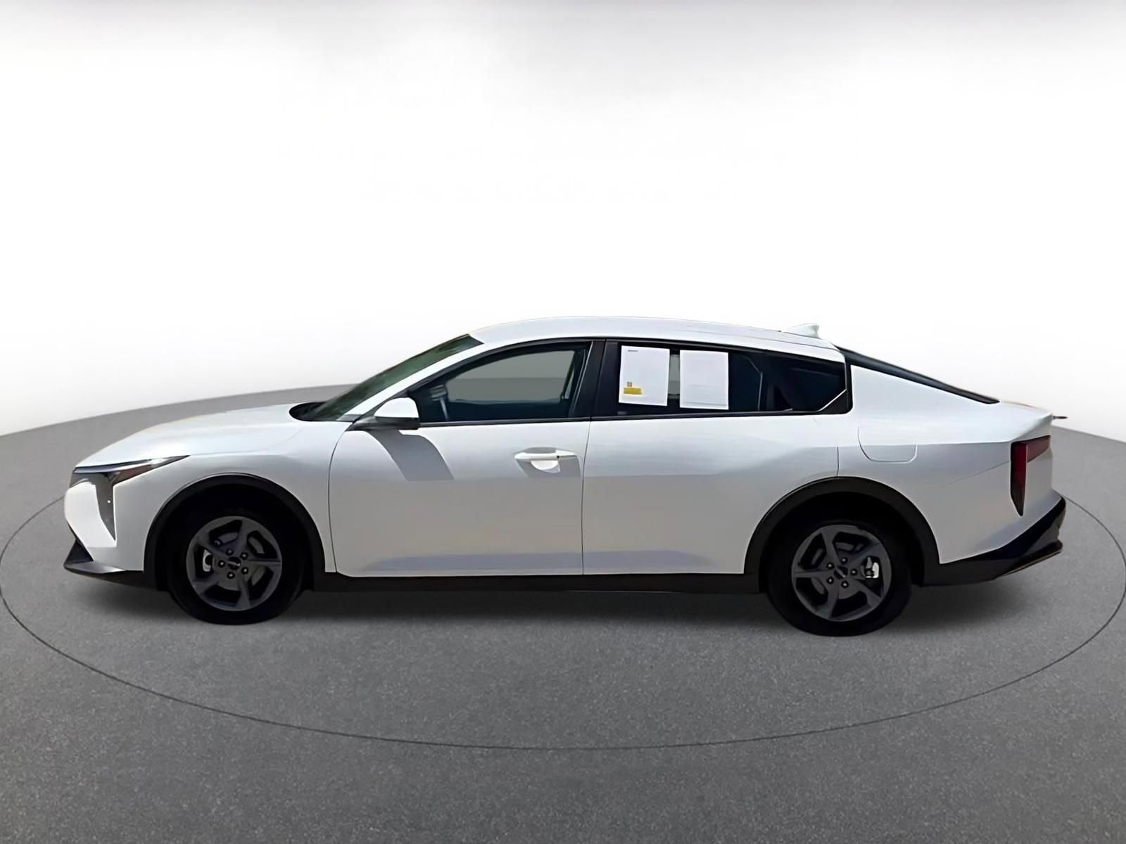 Thumbnail: 2025 Kia K4 - 9