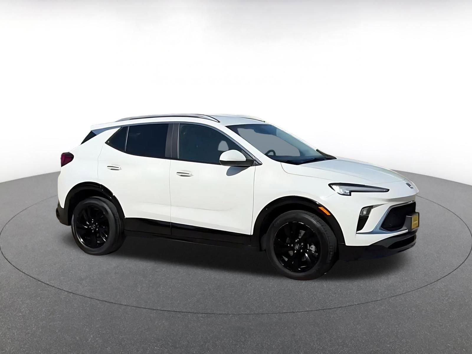 Thumbnail: 2024 Buick Encore GX - 2