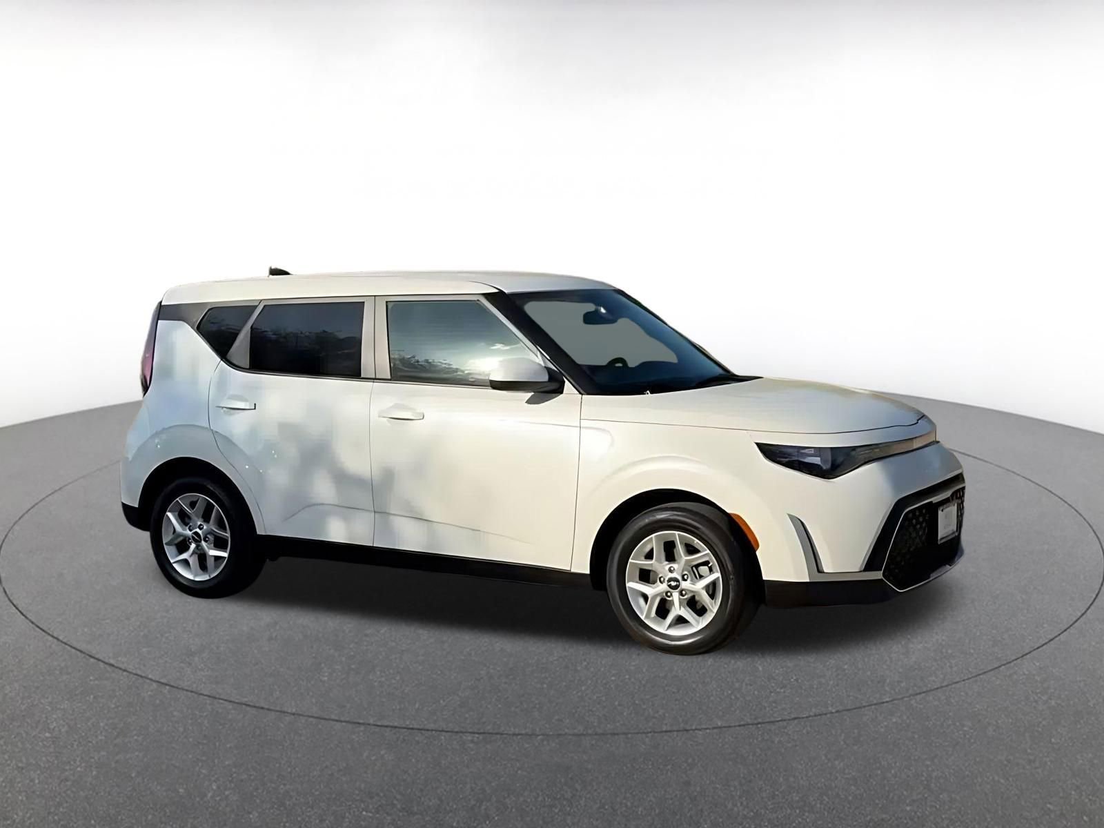 Thumbnail: 2025 Kia Soul - 2
