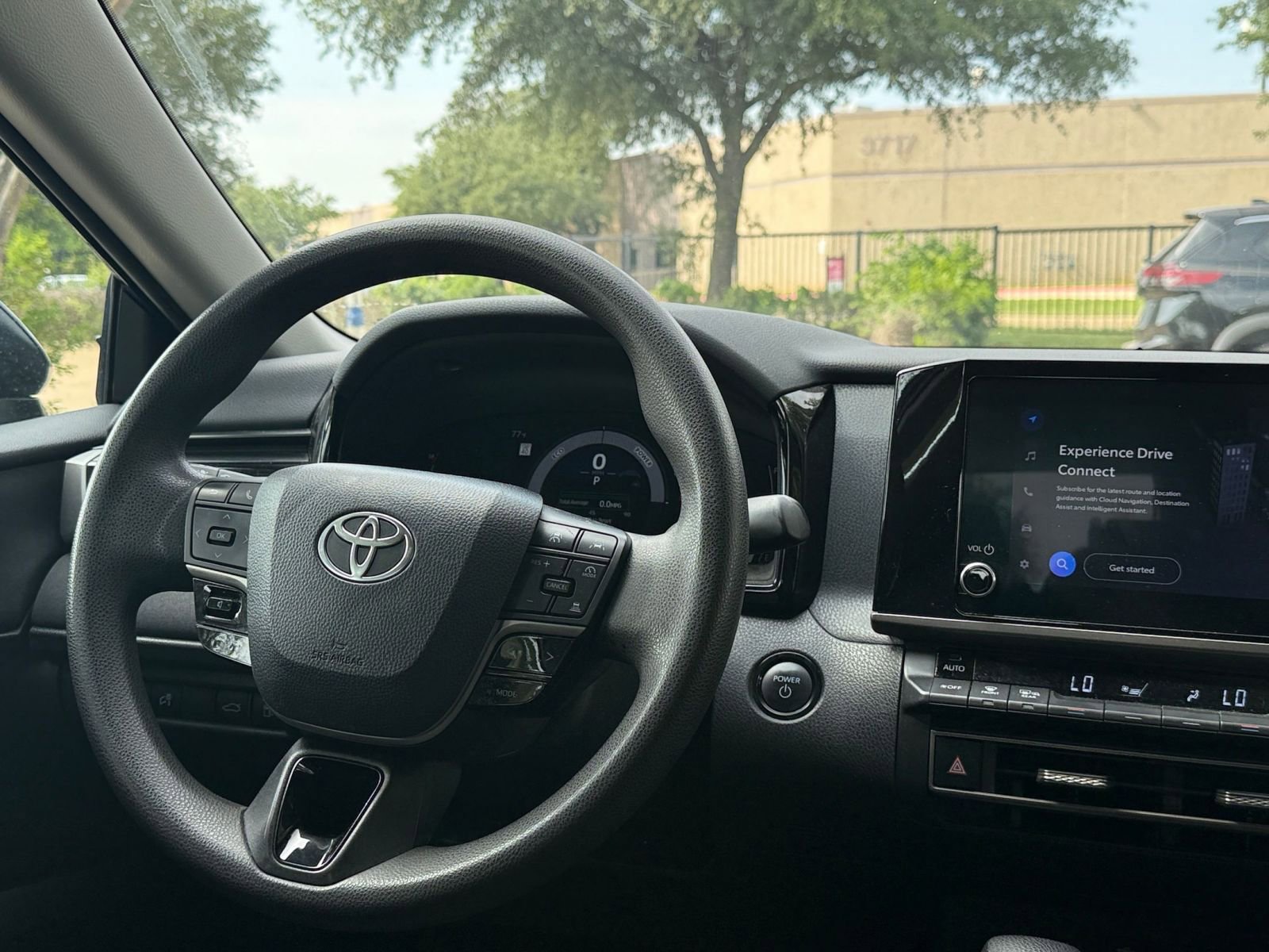 Thumbnail: 2025 Toyota Camry - 35