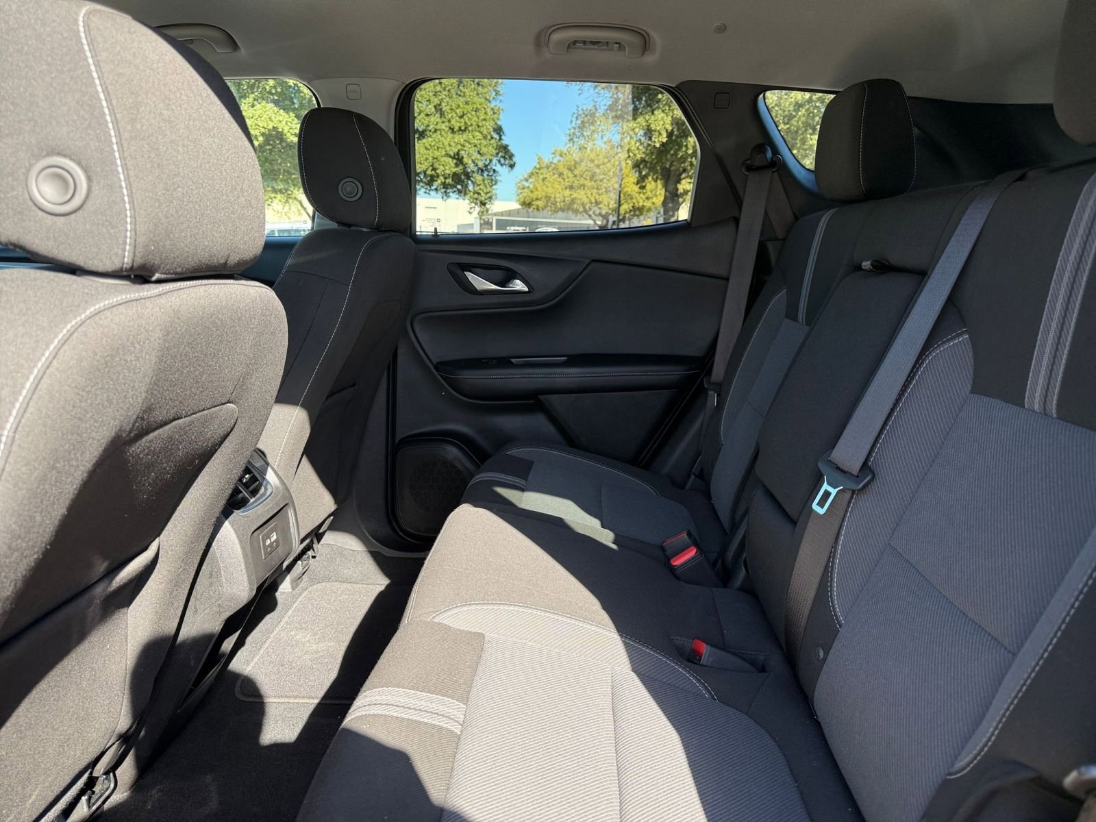 Thumbnail: 2025 Chevrolet Blazer - 25