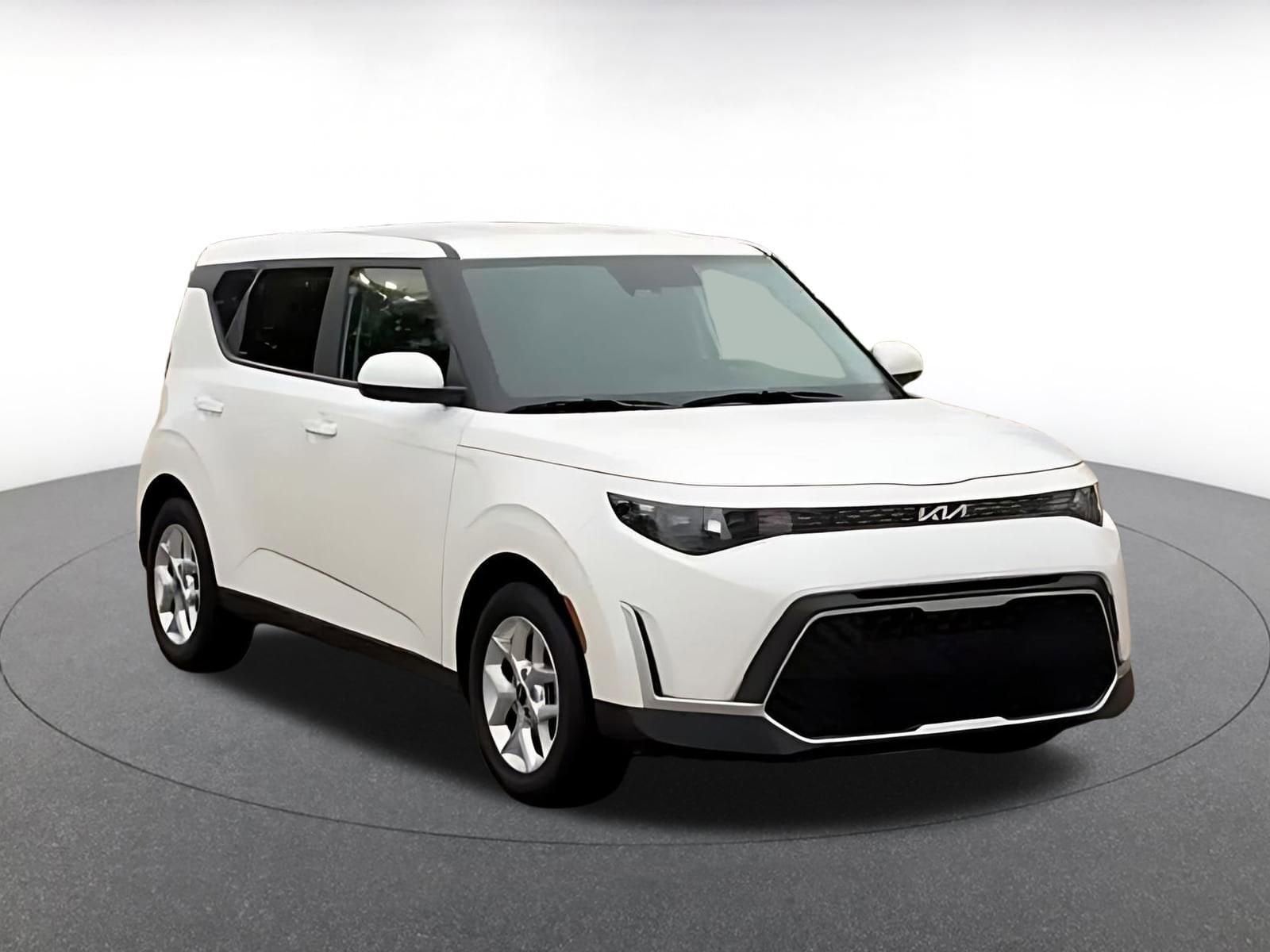 Thumbnail: 2025 Kia Soul - 3