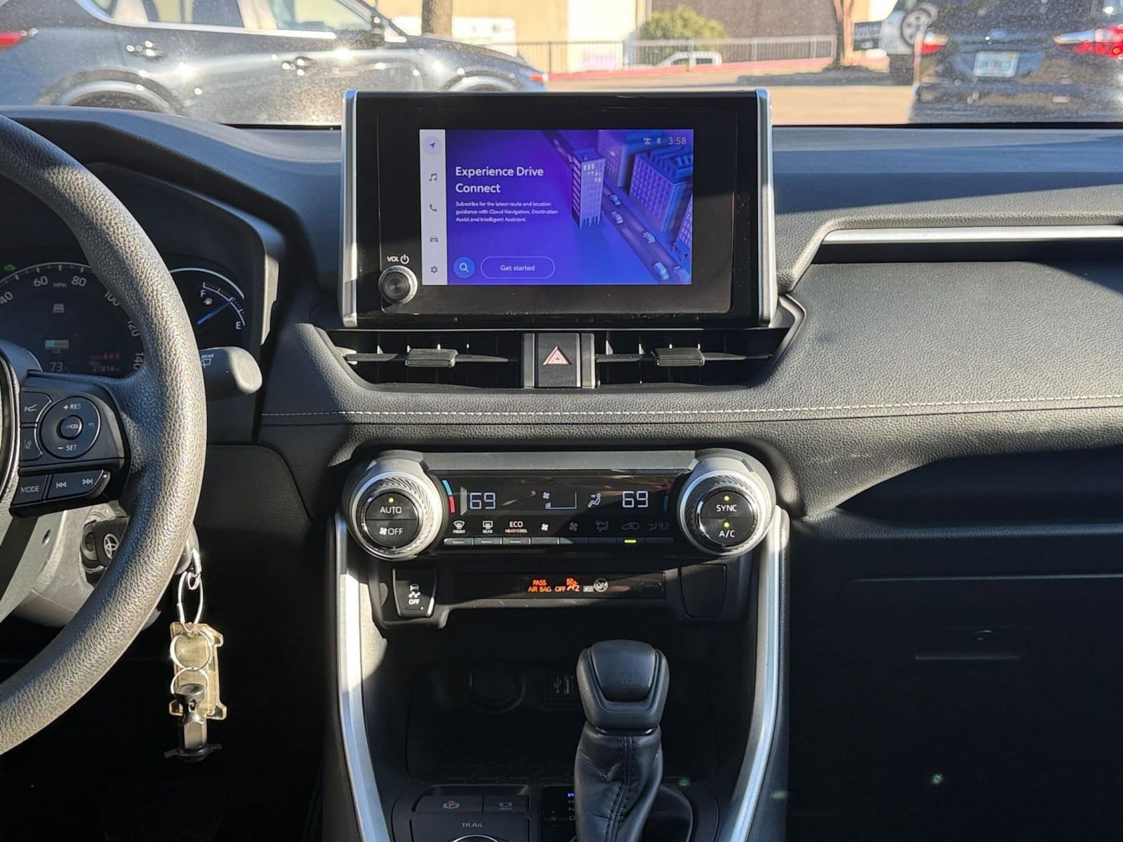 Thumbnail: 2025 Toyota RAV4 - 18