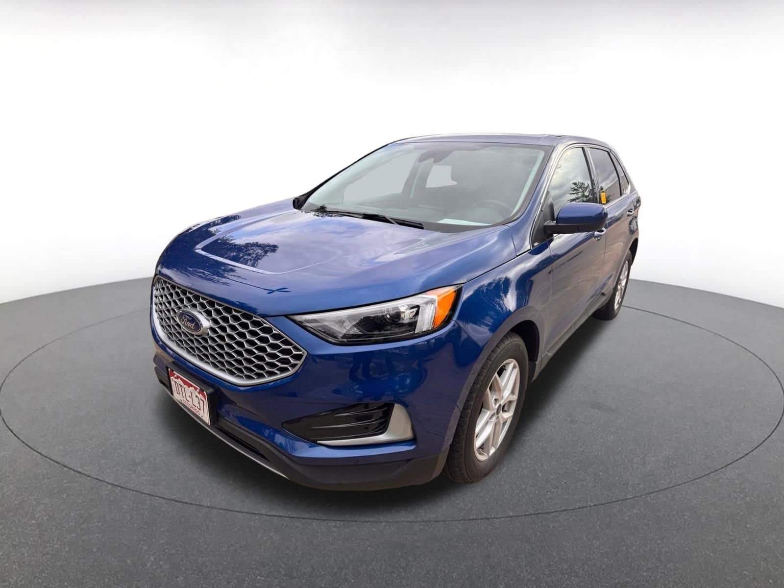 2024 Ford Edge  2