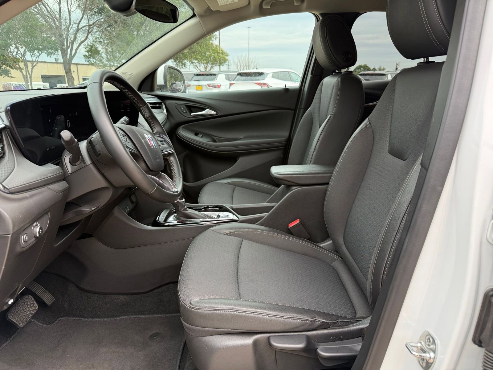 Thumbnail: 2025 Buick Encore GX - 28