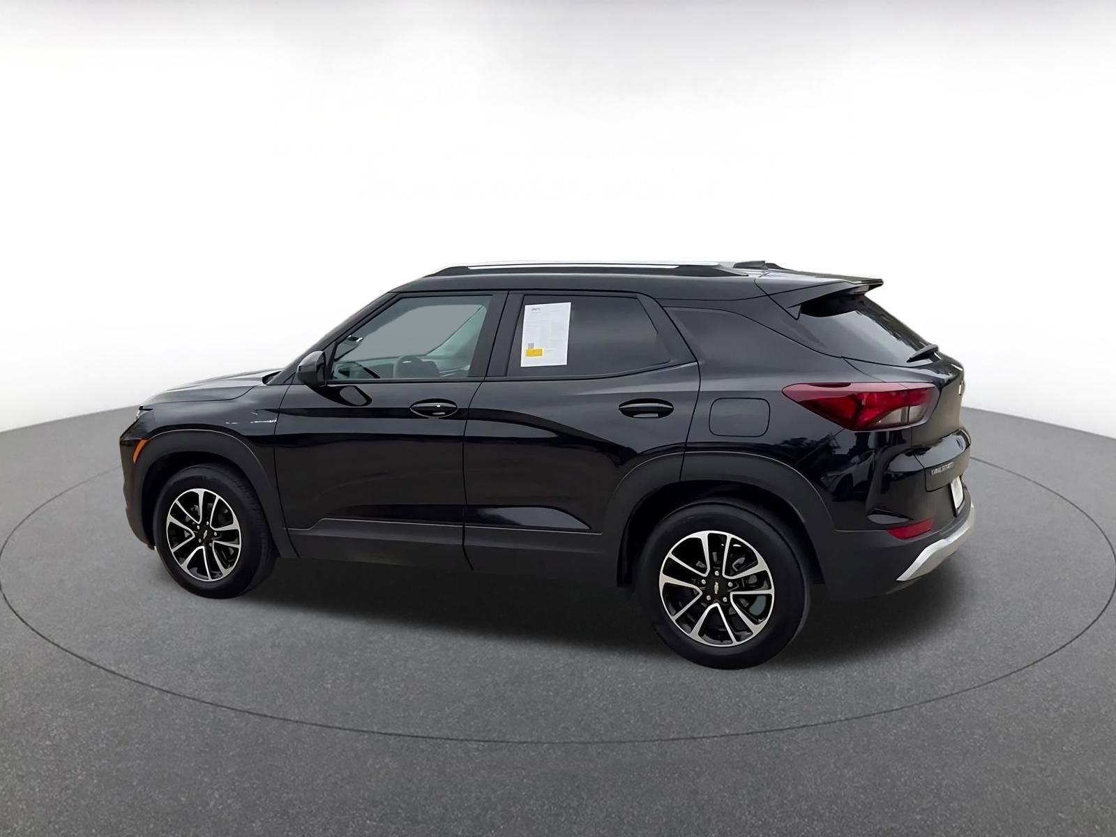 Thumbnail: 2025 Chevrolet TrailBlazer - 10