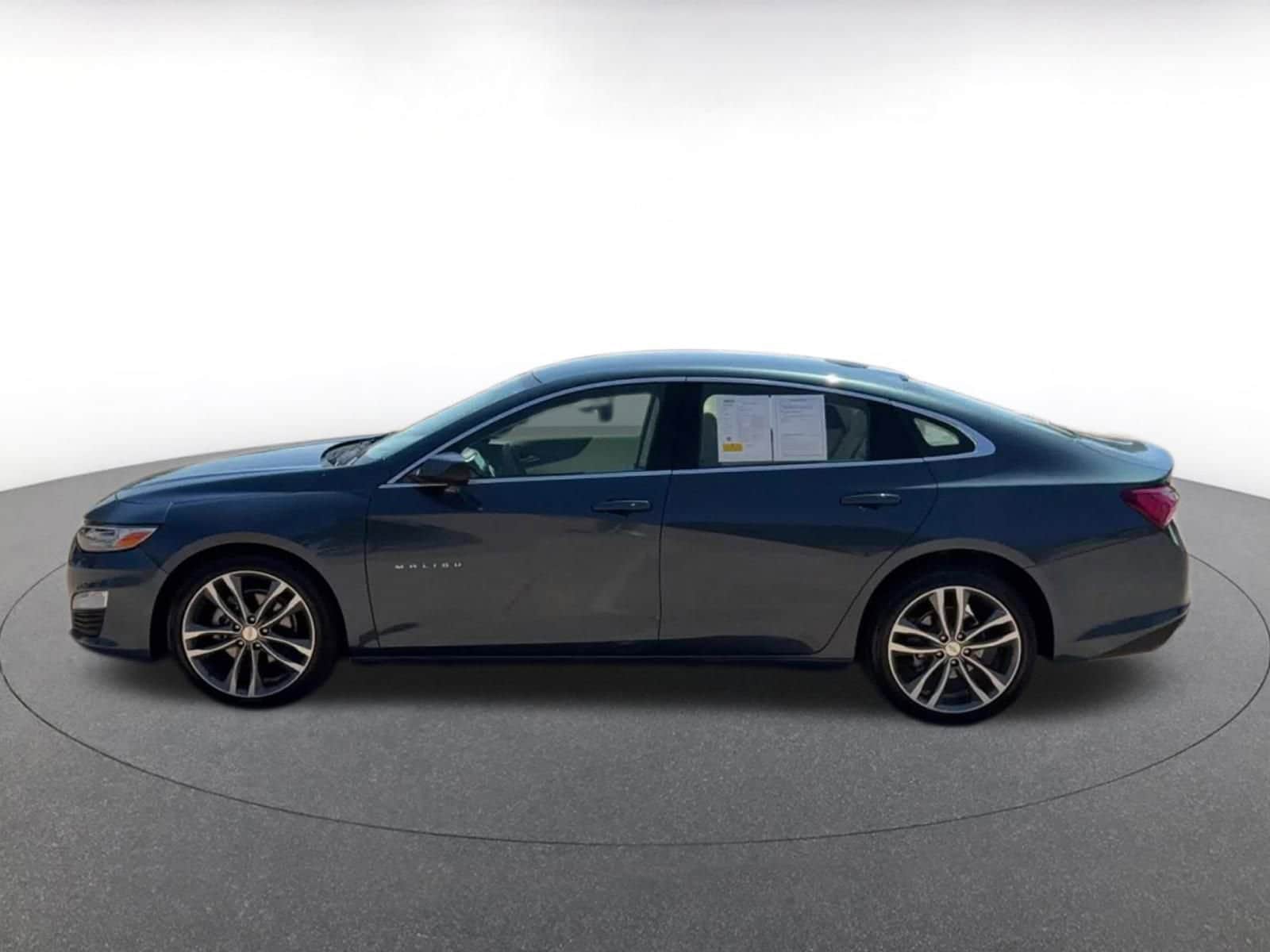 Thumbnail: 2024 Chevrolet Malibu - 9