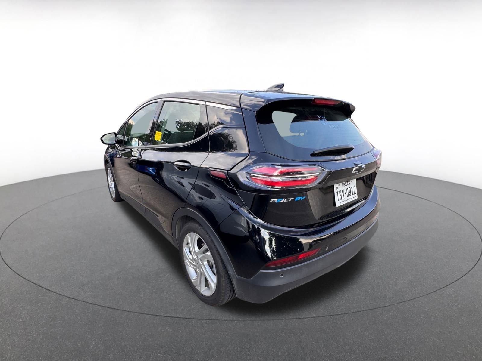 Thumbnail: 2023 Chevrolet Bolt EV - 3