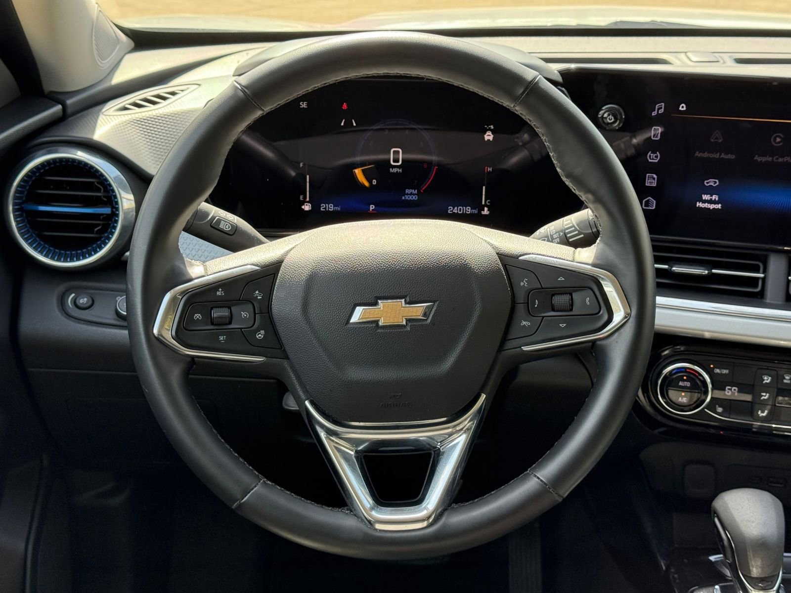 Thumbnail: 2025 Chevrolet Trax - 28