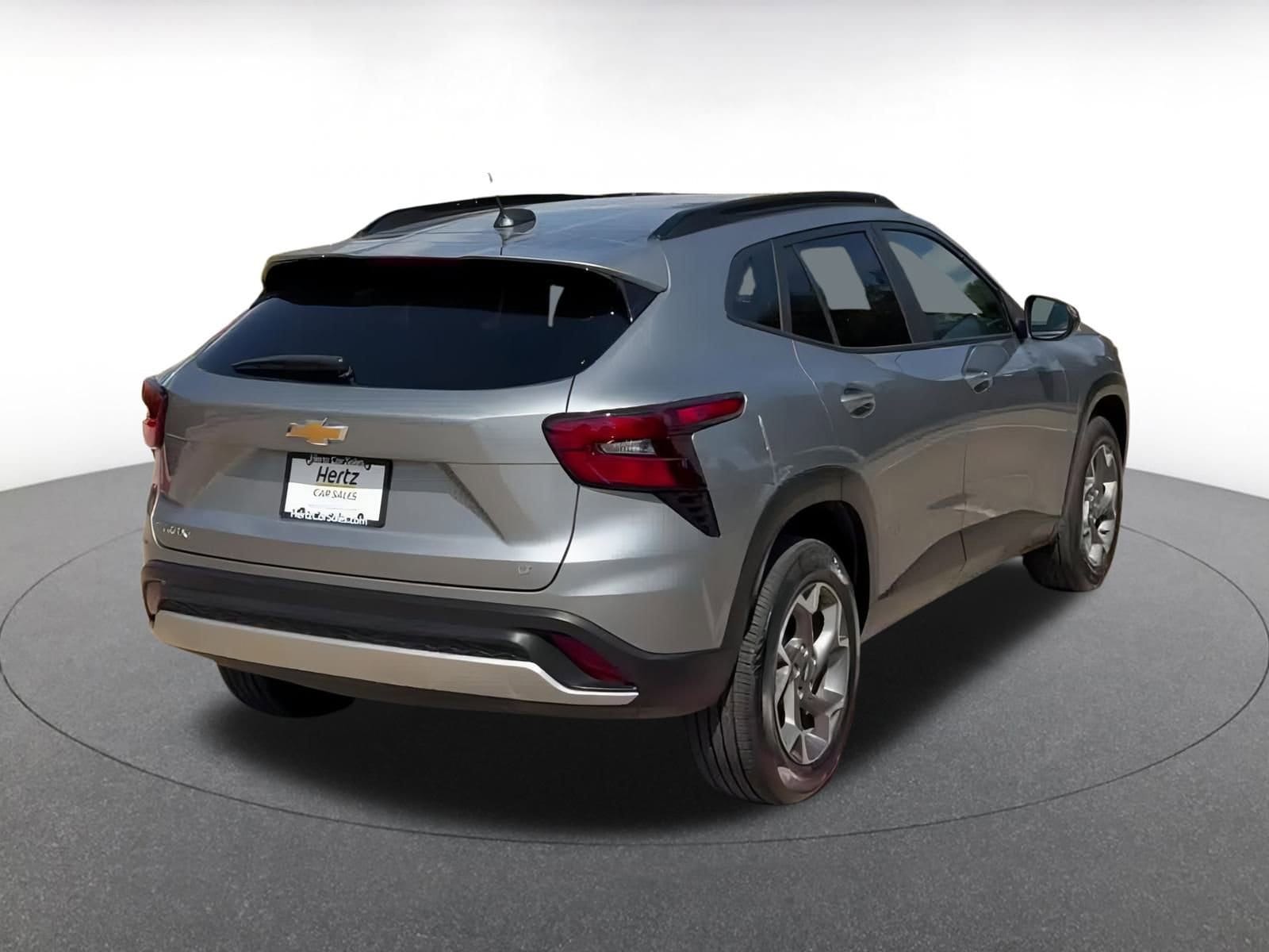 Thumbnail: 2025 Chevrolet Trax - 14