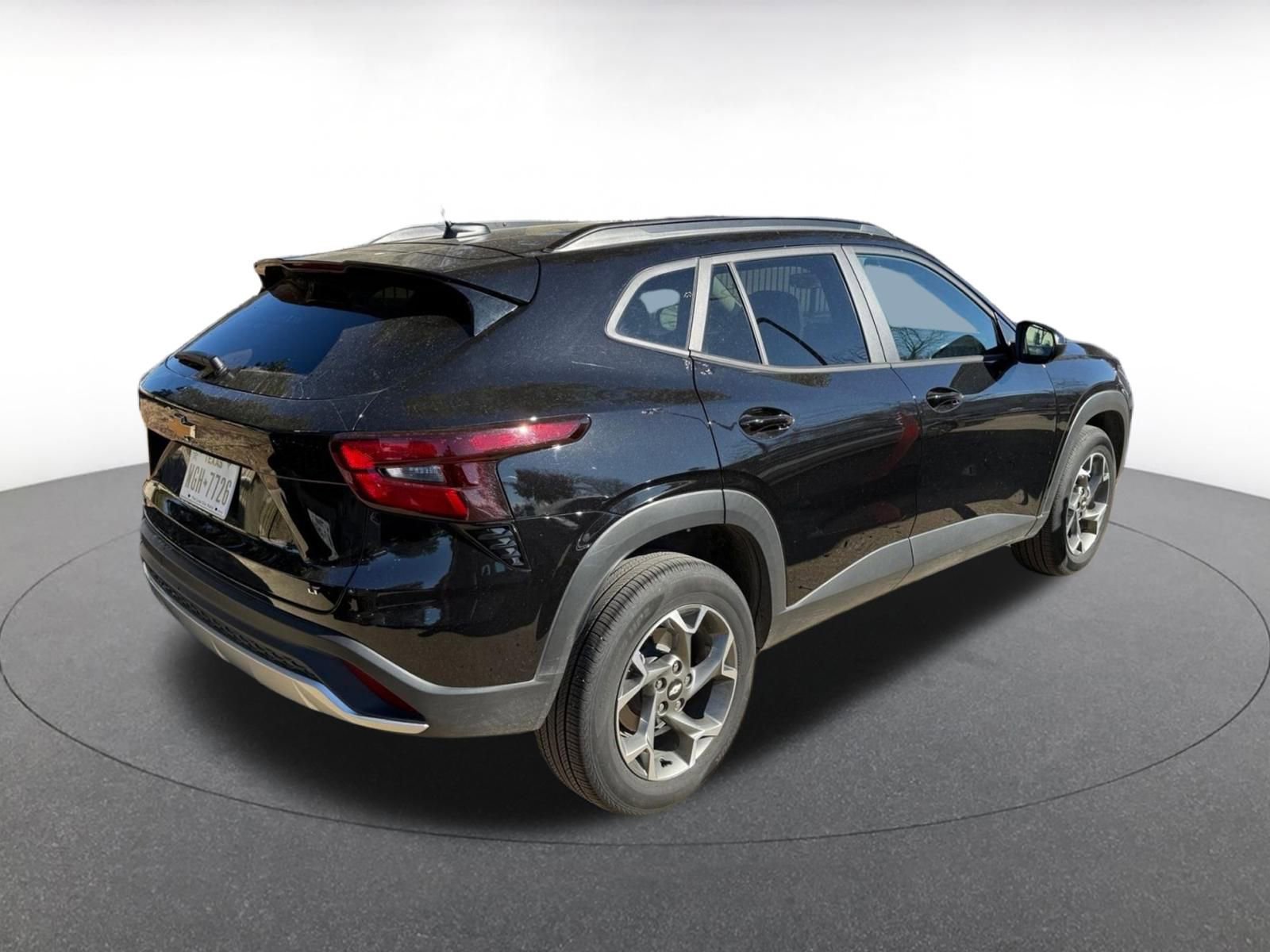 Thumbnail: 2025 Chevrolet Trax - 4