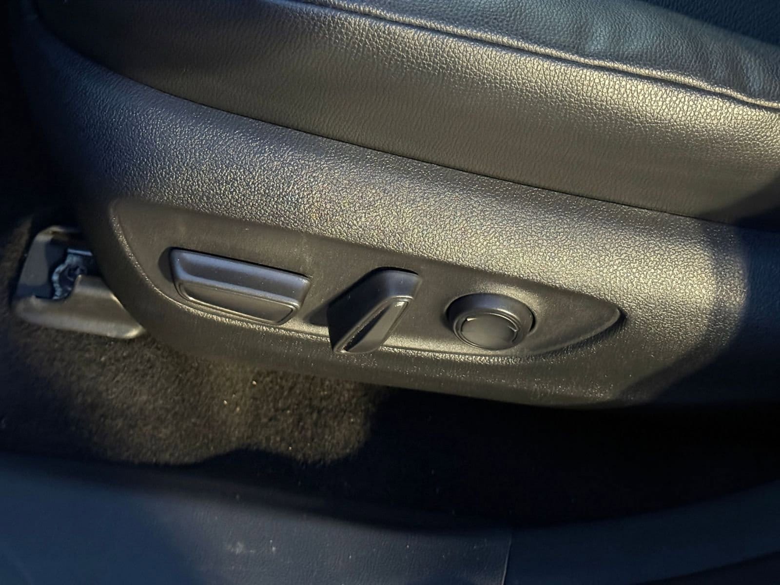 Thumbnail: 2025 Toyota Grand Highlander - 25