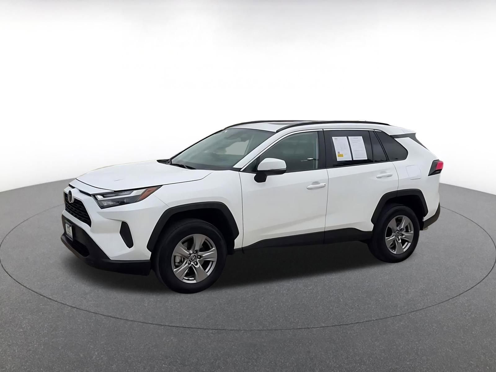 Thumbnail: 2025 Toyota RAV4 - 8