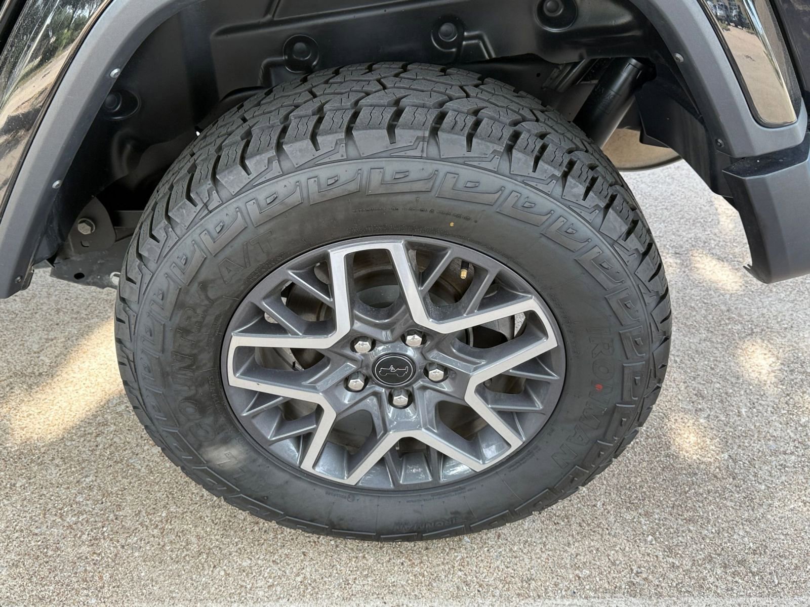 Thumbnail: 2025 Jeep Wrangler - 30
