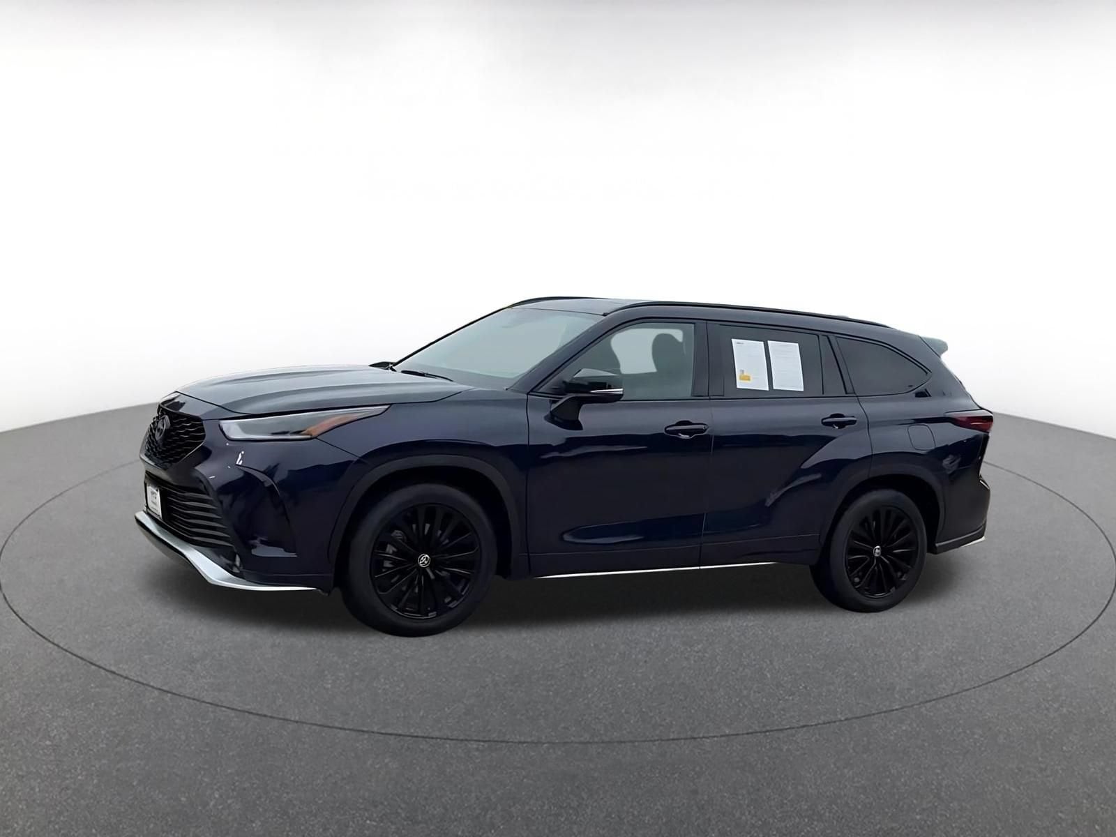 Thumbnail: 2024 Toyota Highlander - 8