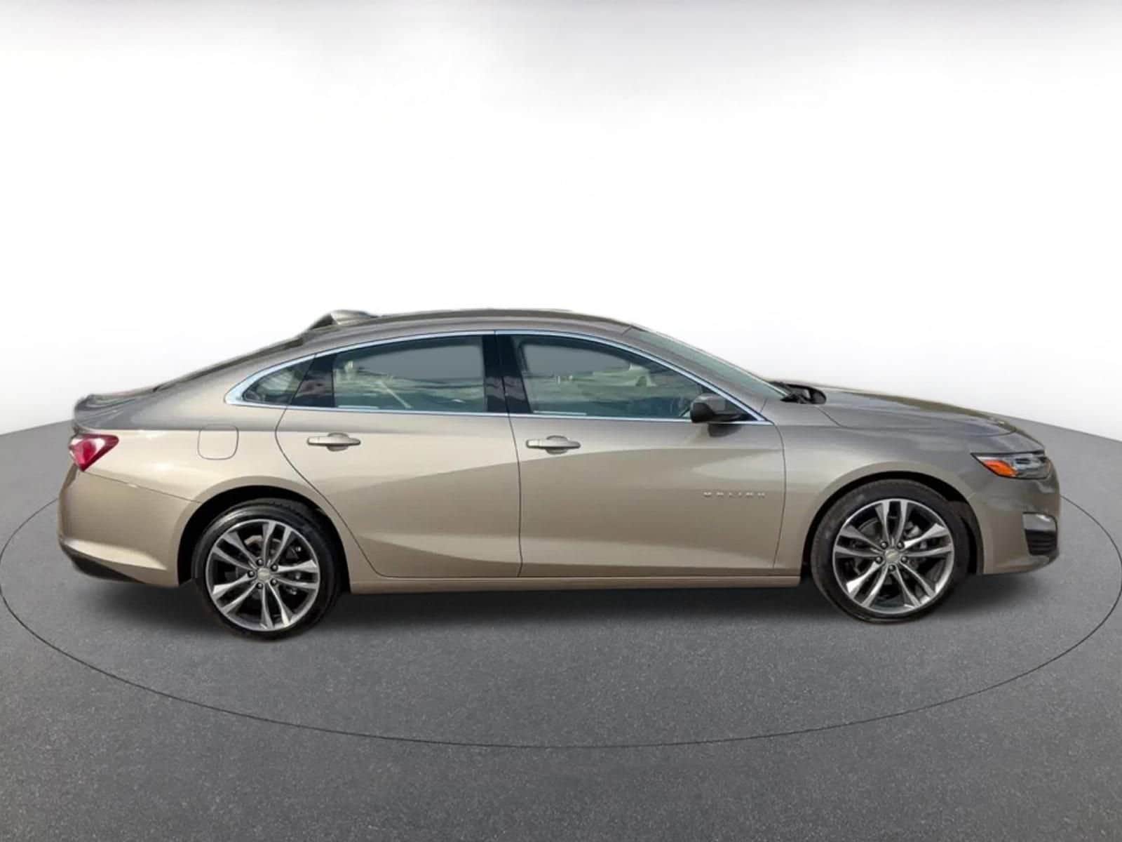 Thumbnail: 2024 Chevrolet Malibu - 16