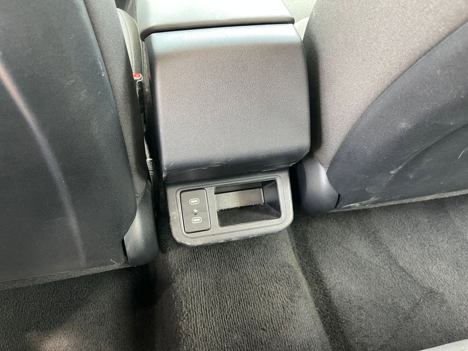 Thumbnail: 2025 Kia K4 - 25