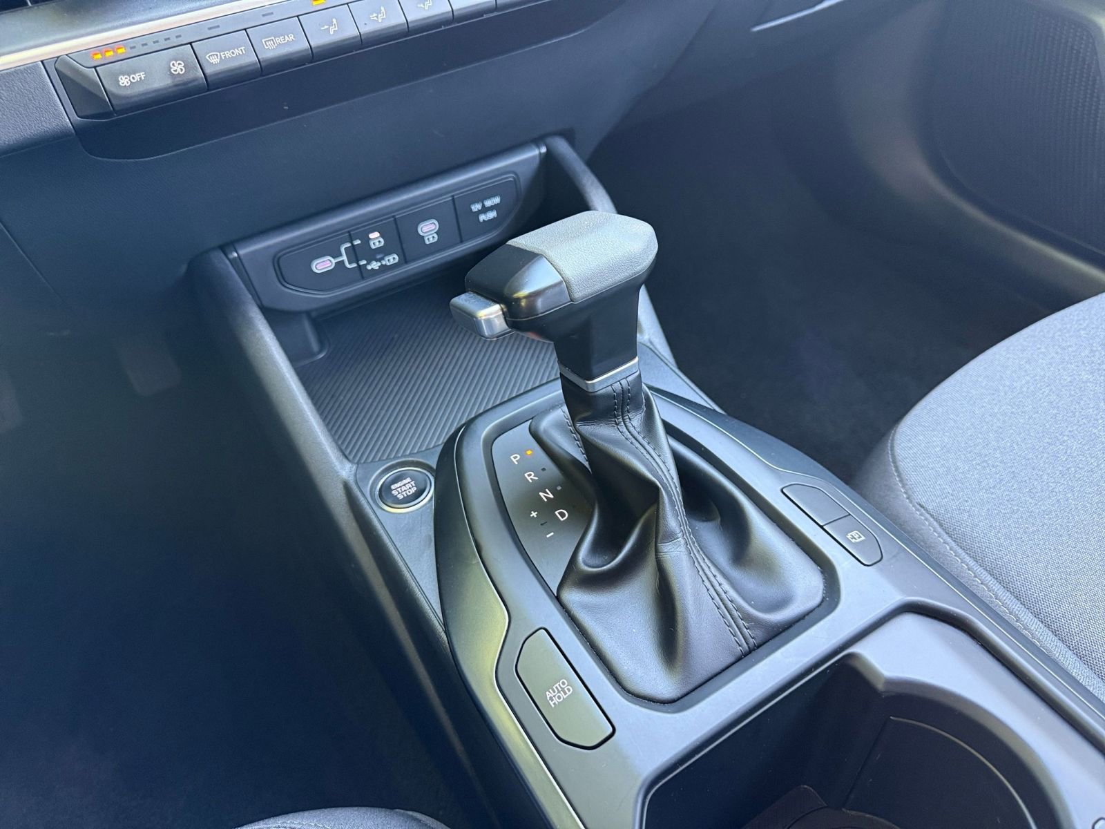 2025 Kia K4 LXS - Photo 43
