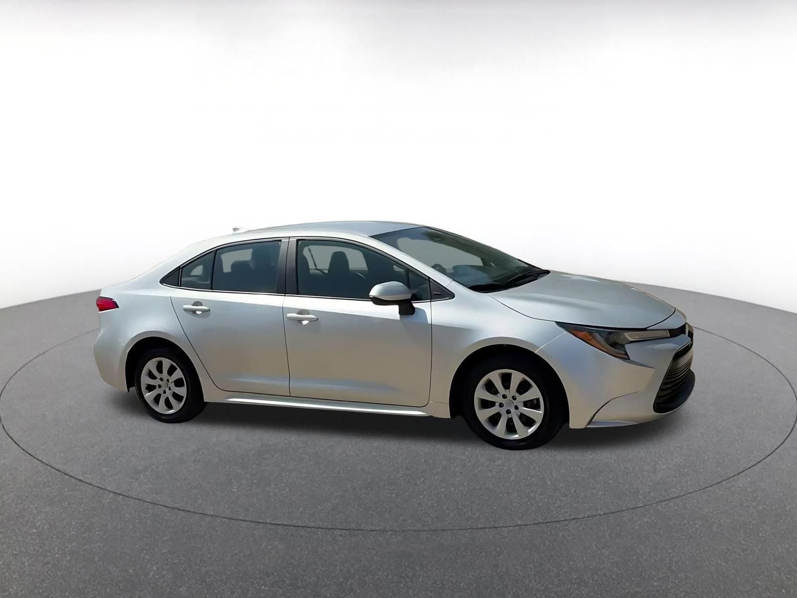 Thumbnail: 2025 Toyota Corolla - 2